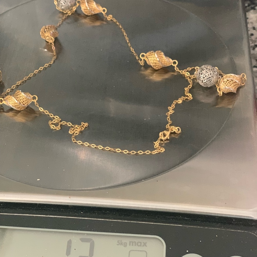Elegant Gold and Silver Mesh Necklace